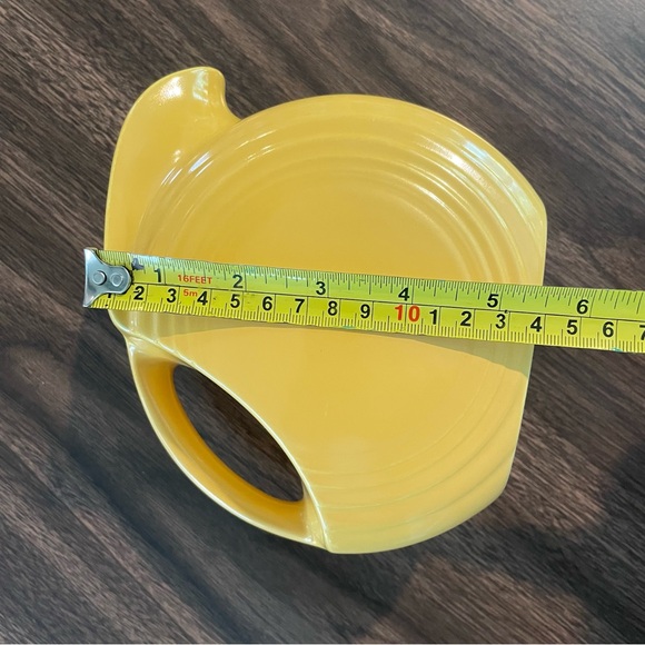SOLD Fiesta Ware Medium Disc Pitcher Daffodil Marigold Yellow Homer Laughlin - Picture 8 of 11